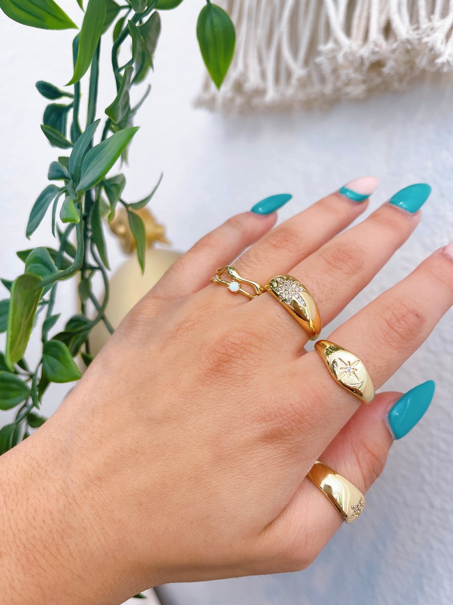 Golden Starburst Dome Ring
