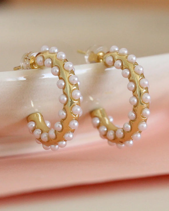 Dotted Pearls Hoop Earrings